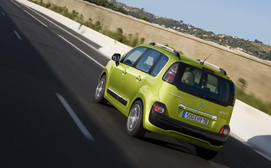  Citroen C3 Picasso 2009 года  (фото 192 из 242)